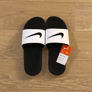 NWT Mens Nike Slides